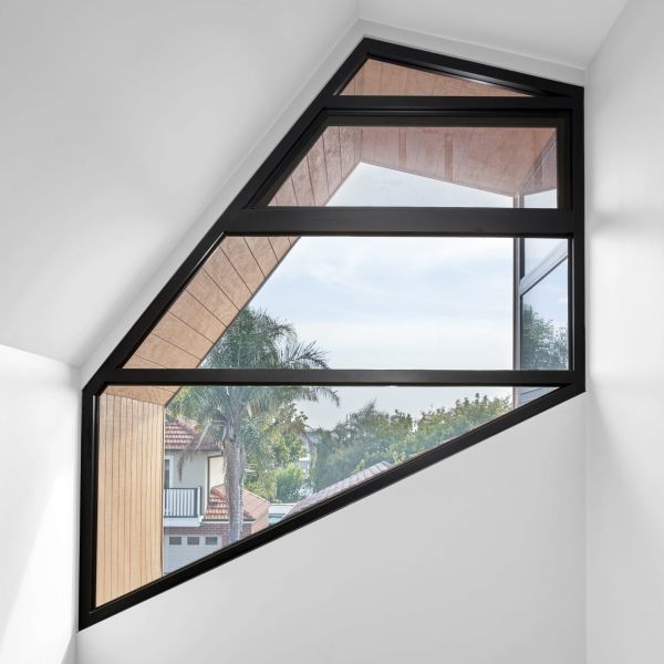 RCBG Monash Avenue 0323 Min